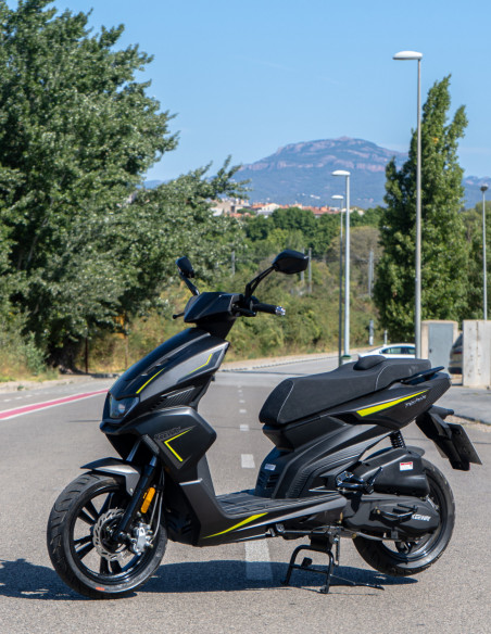 KEEWAY FACT-EVO 125 NEGRO