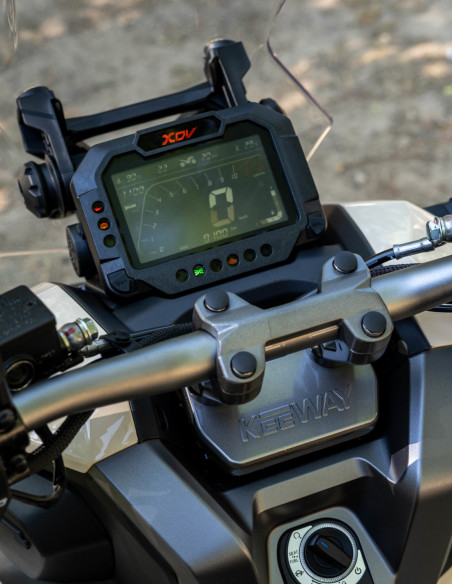 KEEWAY VIESTE 300 XDV NEGRO